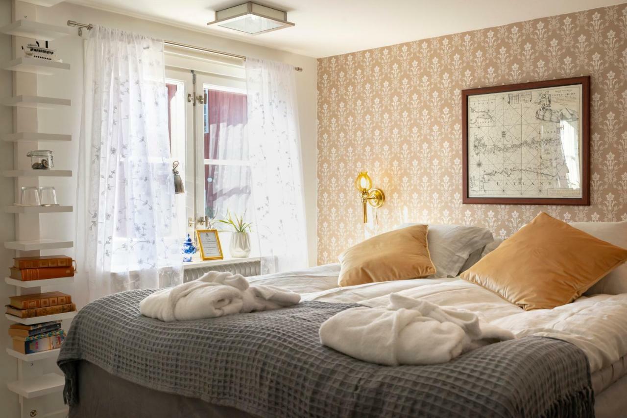 Fregatten Bed & Breakfast Карлскруна Екстериор снимка